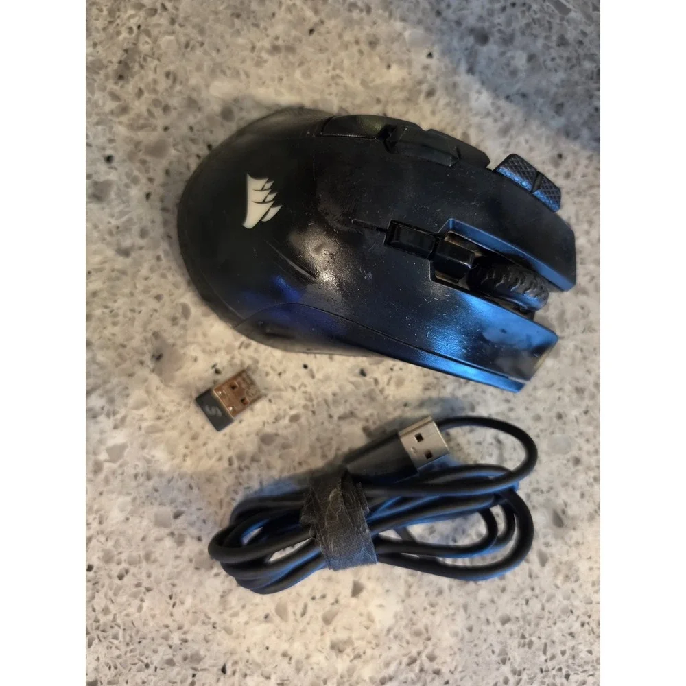Corsair CH-9317011-NA Ironclaw RGB Wireless Rechargeable Gaming Mouse